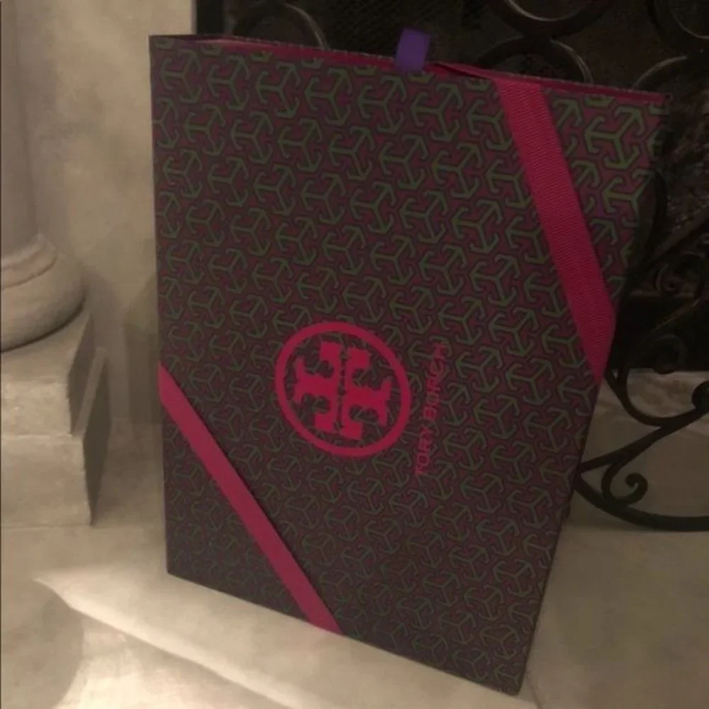 Tory Burch tory burch